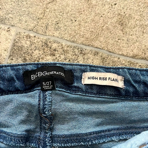 BCBGeneration High Rise Jeans with Rips/Hole - Picture 6 of 6